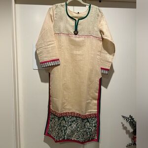 Indian kurti in cotton, embroidered and rhinestone work detail